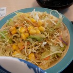 松屋 - ゴマドレを掛けた野菜サラダ