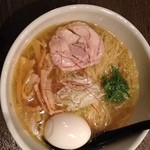 うきぐも - 淡麗塩らーめん