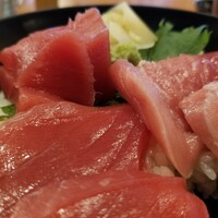 いけす無門 新宿 - 本マグロ表情。