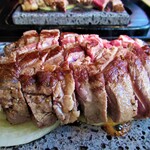 石焼ステーキ 贅 - 溶岩で追い焼き