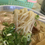 Teuchi Chuuka Soba Urashima - 麺