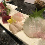 船正 - お刺身盛り合わせ　平目の昆布締め　えんがわ　