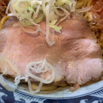 兎に角 - 油そば　¥820
      温泉玉子　¥120