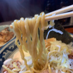 兎に角 - 油そば　¥820
      温泉玉子　¥120