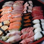 寿司一代 - 生寿司4人前