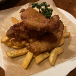 Irish pub & Restaurant Failte - フィッシュ&チップス（フィッシュにビネガーをかけても美味しいです）