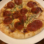 Irish pub & Restaurant Failte - ペパロニピザ