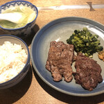 初代牛タン 赤兵衛 - 牛タン・牛サガリ定食(大盛り)