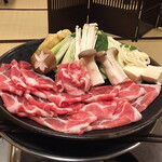 黒豚料理 あぢもり - 特選黒豚しゃぶ肉