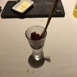 ラ・デルニエール・ブシエ - 無花果と赤ワインのシャーベット