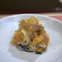 鮨 そえ島 - 渡り蟹、このわたと・・「蟹」と「このわた」の組み合わせは初めて頂きますが、意外に合いお酒泥棒な品。