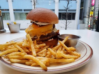 渋谷はハンバーガー名店の宝庫 駅周辺のおすすめ店15選 食べログまとめ 渋谷はハンバーガー名店の宝庫 駅周辺のおすすめ店15選 食べログまとめ