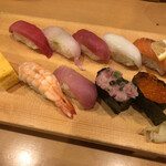 寿司 魚がし日本一 - 握り十貫