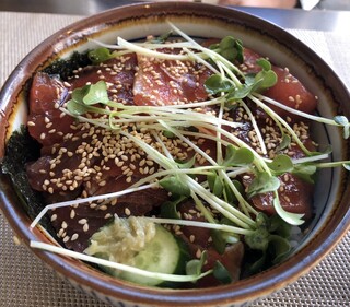 カリビアン - まぐろのづけ丼 アップ