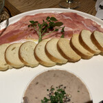 俺のフレンチ・イタリアン 心斎橋 - 