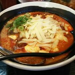 Mensempuu - チーズ入りマーボー麺 