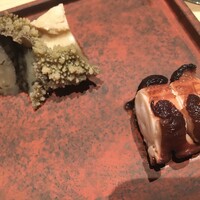 鮨 利﨑 - 煮ダコ　と　煮アワビ