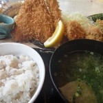Katsu Masa - ご飯は選んで麦飯、味噌汁も選べてあおさの味噌汁