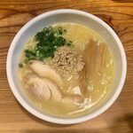 鶏の穴 - 白鶏らーめん ¥760