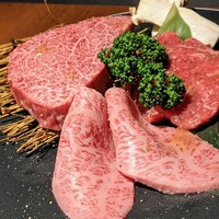 個室焼肉ITADAKI 馬車道 - 