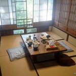 花屋旅館 - 朝食の小部屋