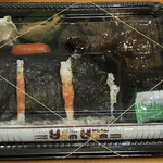 ヤムヤム - 牛サガリ弁当
      ごはんをのり明太ごはんに変更