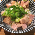 荒町商店中華そば ふじやま - 〆の肉飯250えん