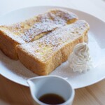 ELOISE's cafe - フレンチーストはお店の看板メニューです