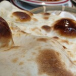 ビジービー - ナンはテクスチャが大事。