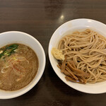 らーめんONE - つけ麺 中盛り 880円^ ^ 生姜がいいです^ ^