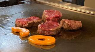 h Teppan Steak Imura Tei - 厚切り