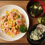 CAFE おもしろ荘 - 