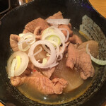 立飲みカドクラ - 煮込み (150円)