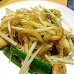 うまいや - テールと野菜の柚子胡椒炒め