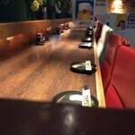 三ツ星マート - 内観写真:お一人様大歓迎カウンター席