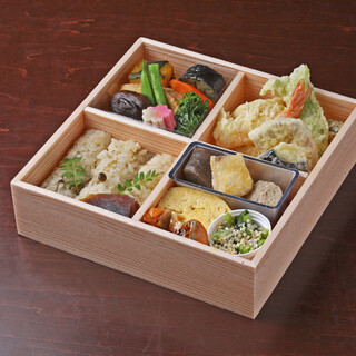 仕出し弁当ご予約承り中2,700円～