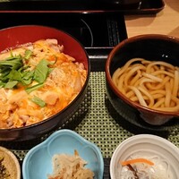水たき料亭 博多華味鳥 ヒルトンプラザウエスト店 - 
