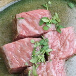 Tsuneo - 熟成イチボ肉の柔らか低温ロースト
