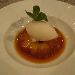OGINO organic Restaurant - デザート　パイナップルのロースト　スパイス風味とライチのソルベ 