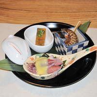 季節のお料理 辻むら - ふぐの煮こごりと海つぼと蛍烏賊