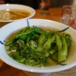 粉やなぎ - 菜の花うどん800円。