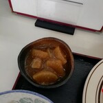 まるは - 副菜の大根の煮物そぼろあんかけ。これは絶品でした(^-^)v