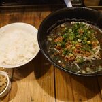 筑豊的担々麺 烏龍 - 黒炭々麺　＋　御飯（小）