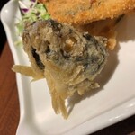 喰楽酒家きあじ - 活あじのフライの頭
