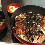 市松 - ひつまぶしには海苔がたっぷり！