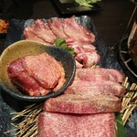 月島焼肉 牛タン処 兎月 - 