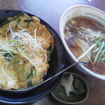 Chuuka Ichi Oshi - Bランチ（680円）（らー麺＆ニラ玉丼）