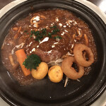 いとう料理店 - デミグラスソースときのこのハンバーグ