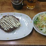 伊勢屋酒店 - ハンバーグセット。