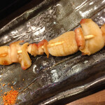 小西鮨 - ホッキ貝のヒモ串焼き♬